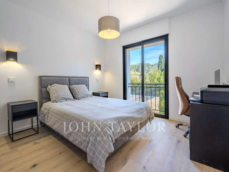 Villa Châteauneuf-Grasse - 5 chambres - 482m²