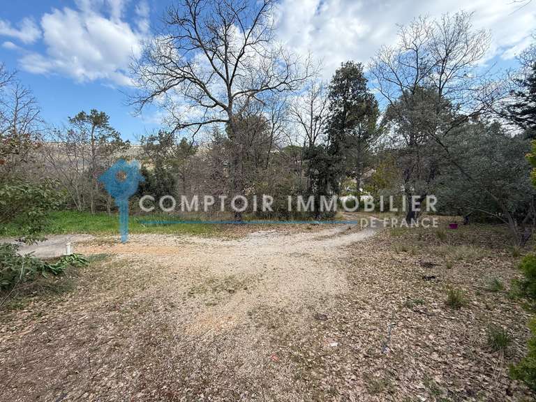 Maison Châteauneuf-le-Rouge - 3 chambres - 100m²
