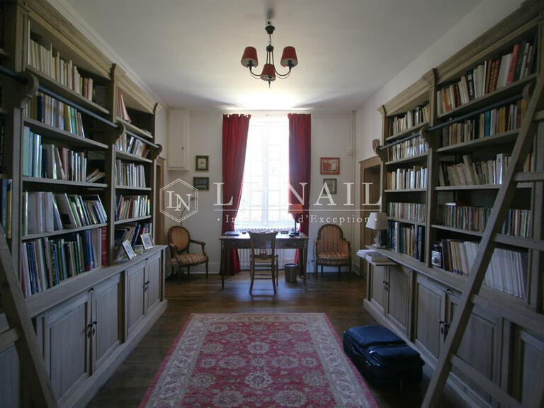 House Châteauneuf-sur-Cher - 7 bedrooms - 250m²