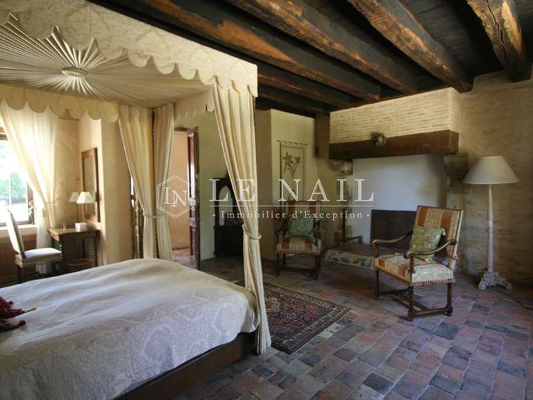 Maison Châteauneuf-sur-Cher - 7 chambres - 250m²