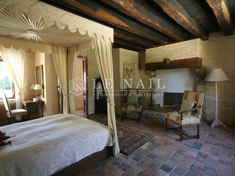 House Châteauneuf-sur-Cher - 7 bedrooms - 250m²