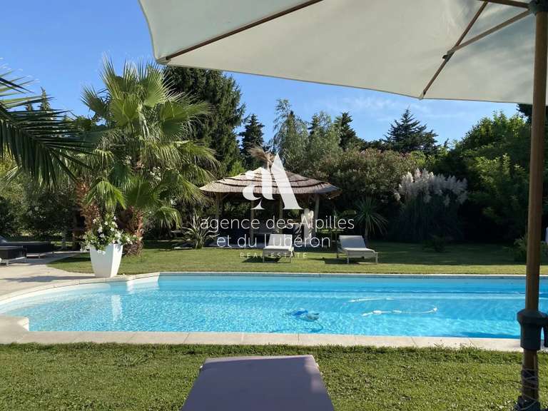 House Châteaurenard - 5 bedrooms - 2200m²