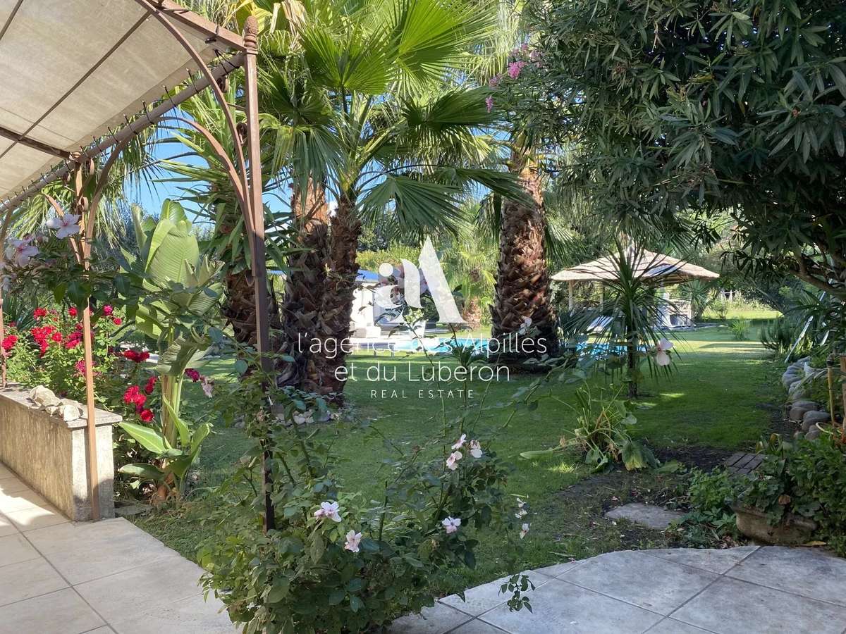 House Châteaurenard