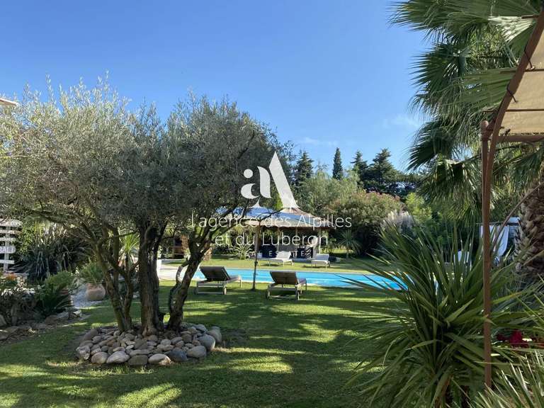 House Châteaurenard - 5 bedrooms - 2200m²