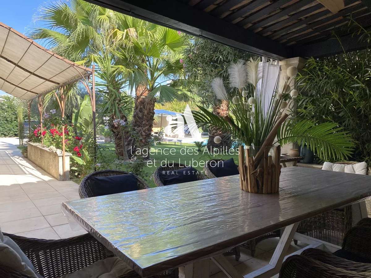 House Châteaurenard