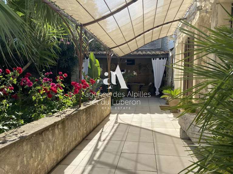 House Châteaurenard - 5 bedrooms - 2200m²