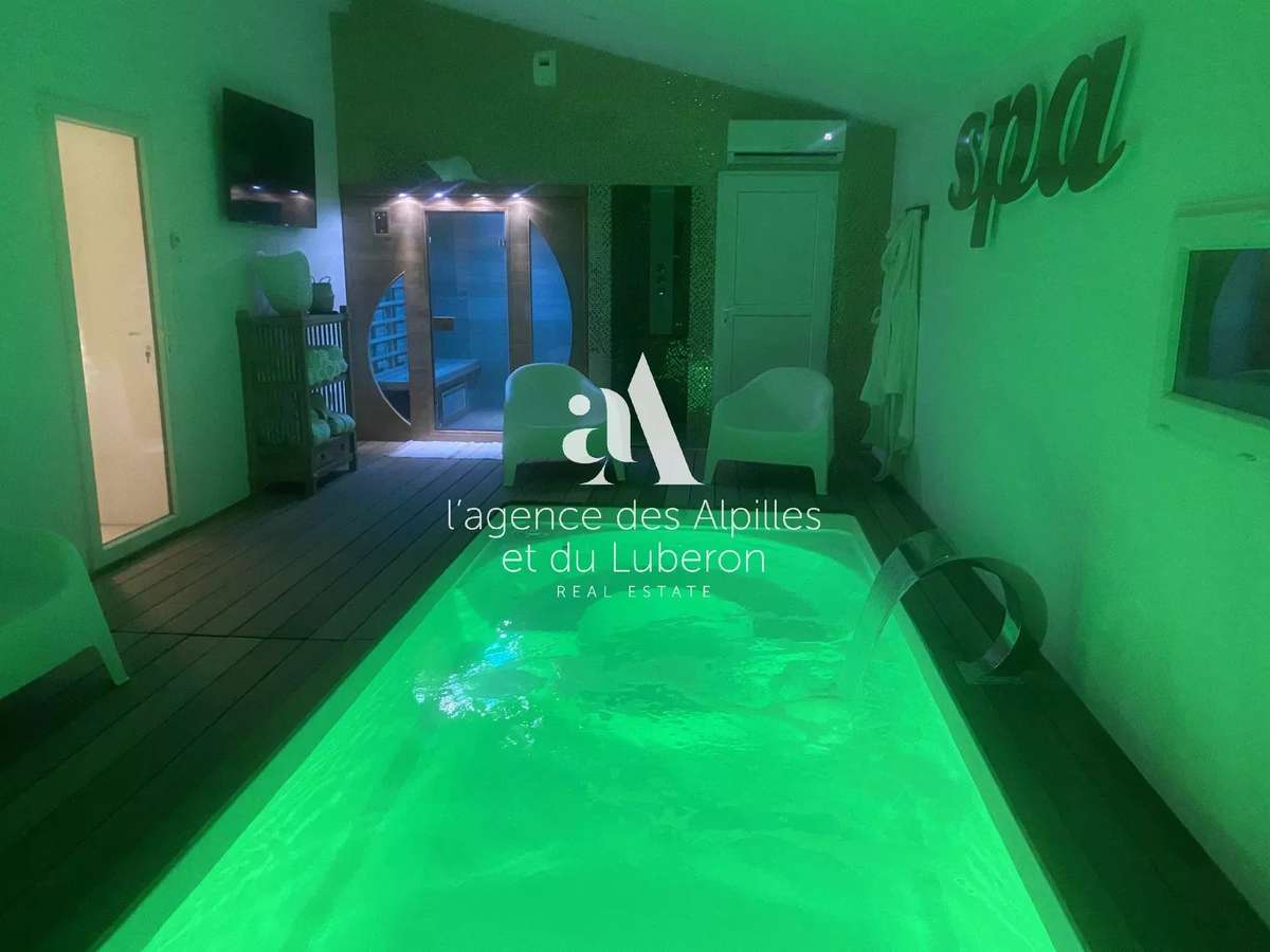 House Châteaurenard