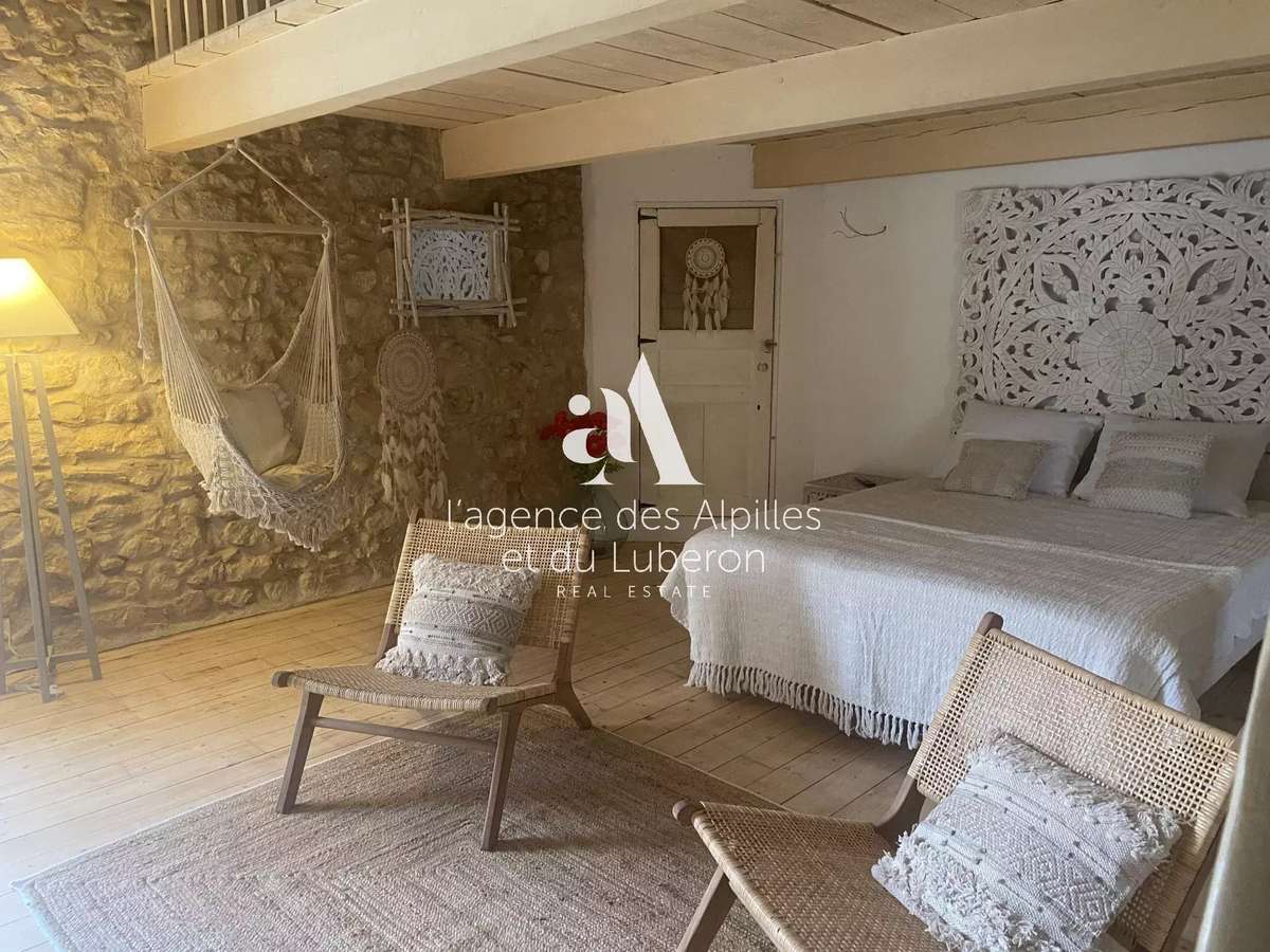 House Châteaurenard