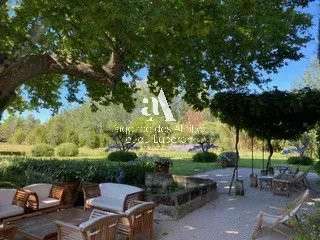 House Châteaurenard - 6 bedrooms - 60800m²