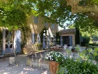 House Châteaurenard