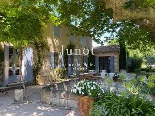 Maison Châteaurenard - 6 chambres - 60800m²