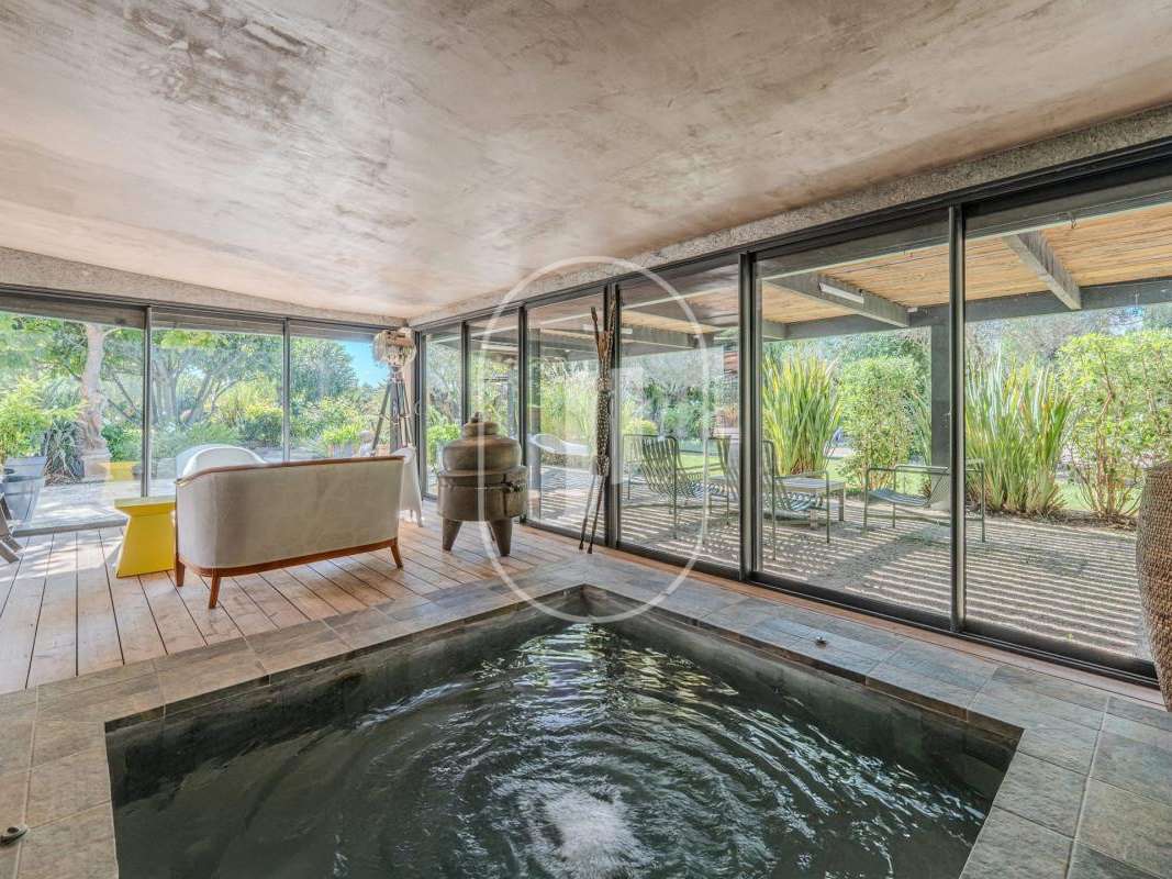 House Châteaurenard