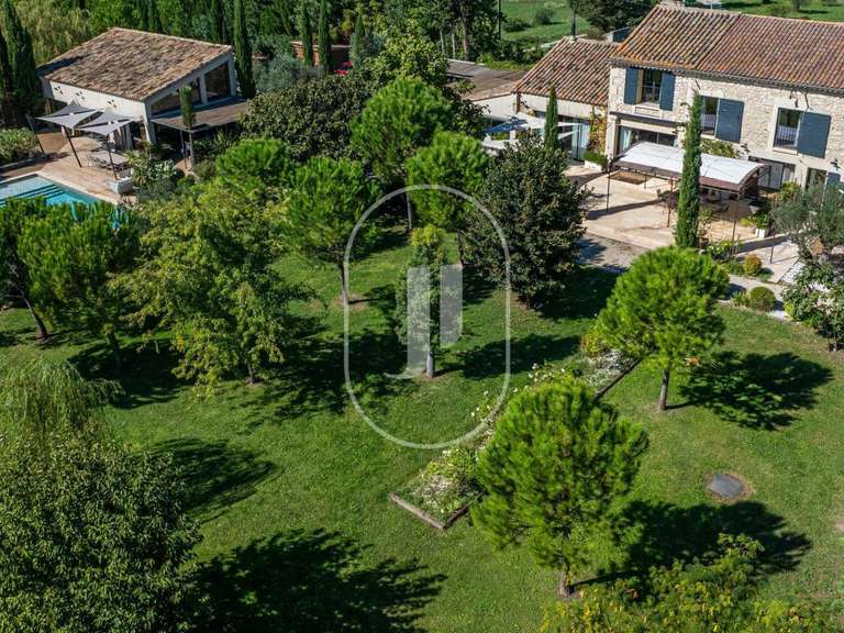 Maison Châteaurenard - 6 chambres - 330m²