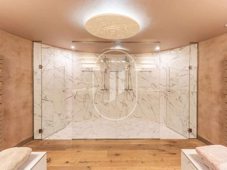 Maison Châteaurenard - 6 chambres - 330m²