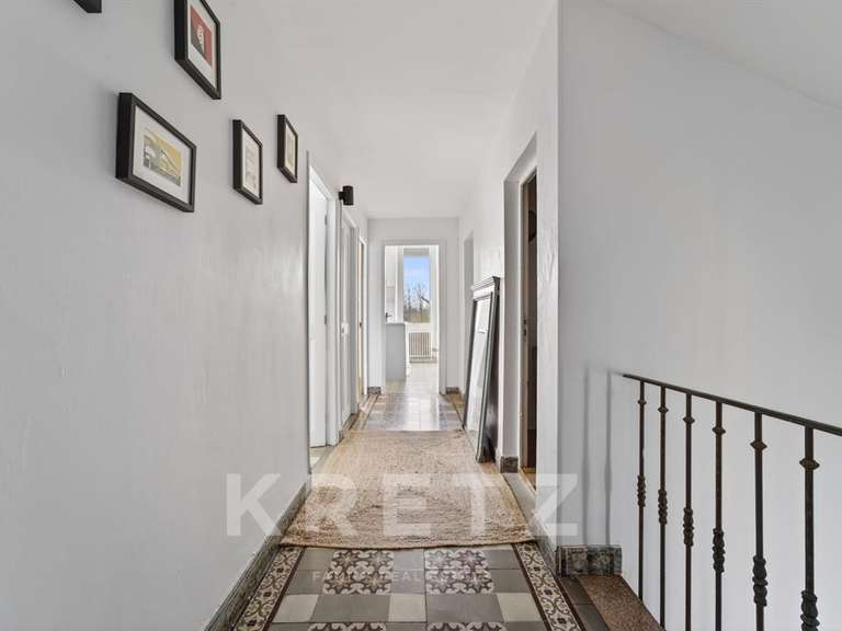 Maison Châteaurenard - 4 chambres - 232m²