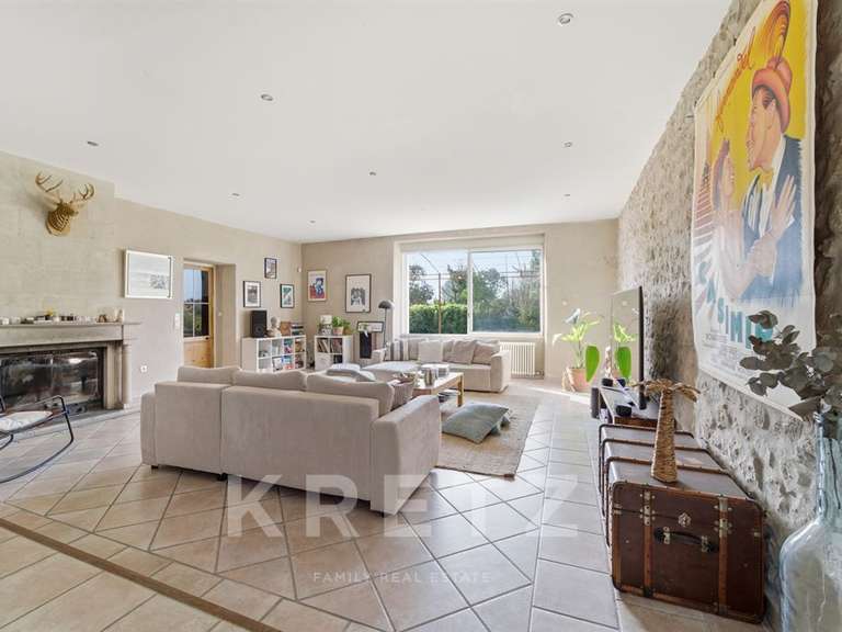 Maison Châteaurenard - 4 chambres - 232m²