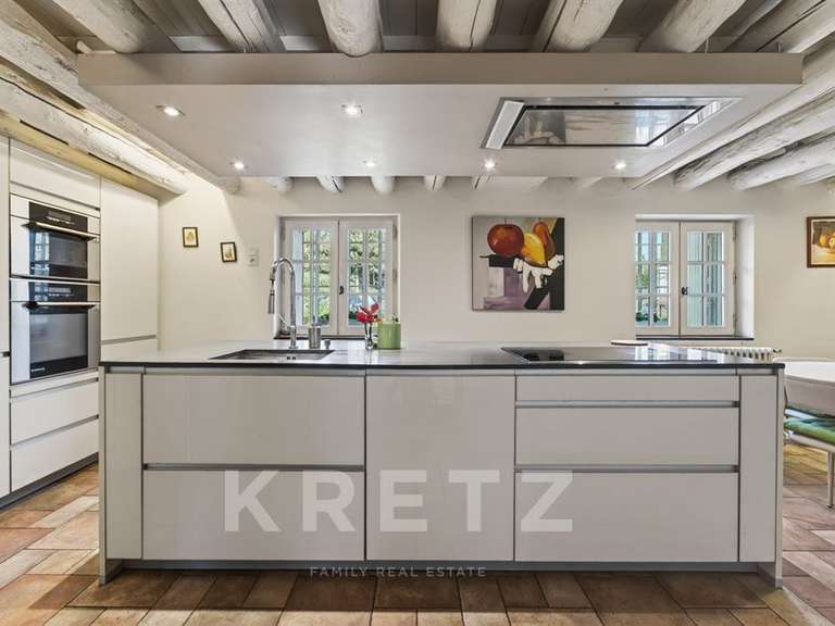 Maison Châteaurenard - 5 chambres - 270m²