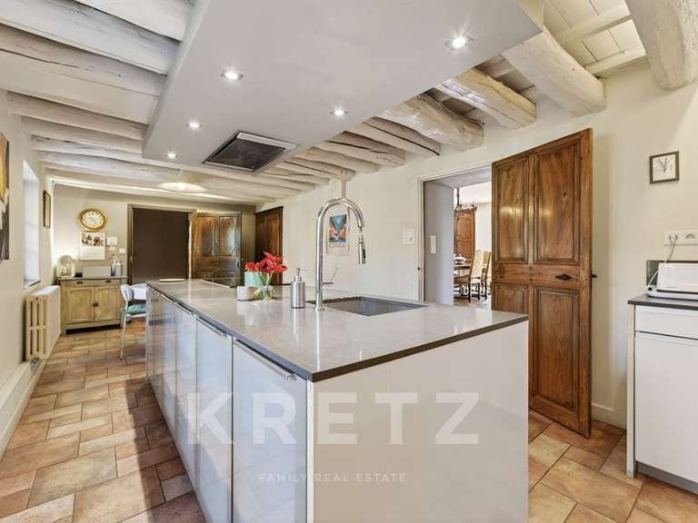Maison Châteaurenard - 5 chambres - 270m²