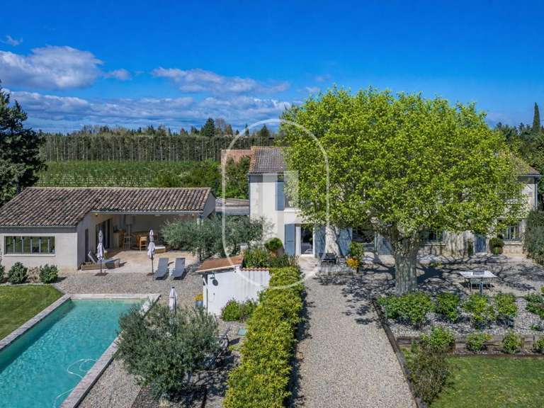 House Châteaurenard - 5 bedrooms - 240m²