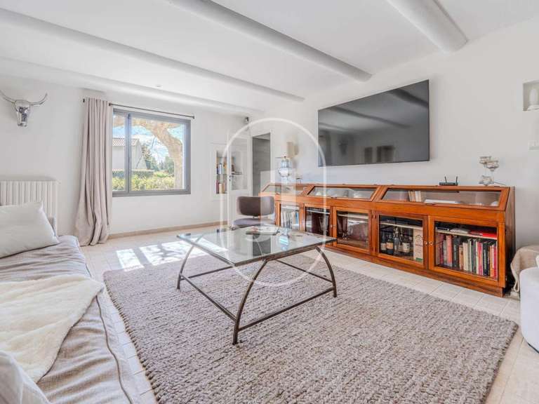 House Châteaurenard - 5 bedrooms - 240m²