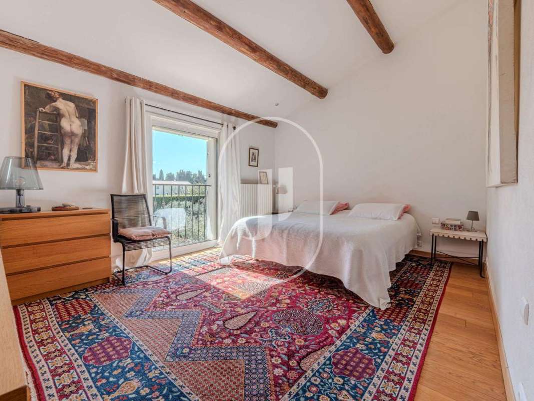 House Châteaurenard