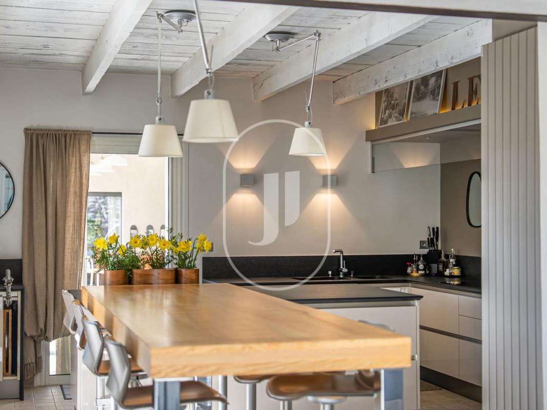 House Châteaurenard