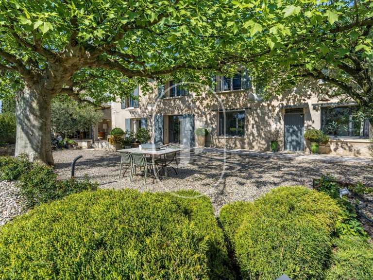 House Châteaurenard - 5 bedrooms - 240m²