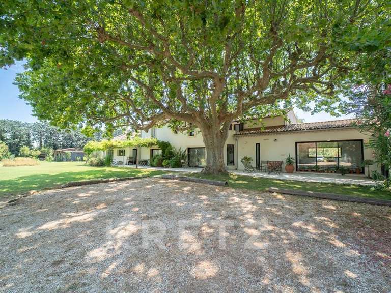 Maison Châteaurenard - 4 chambres - 350m²