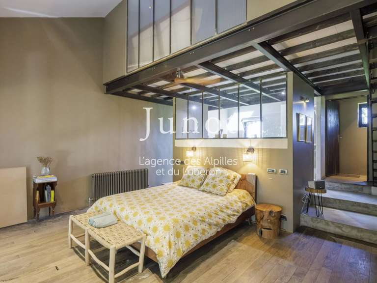 Maison Châteaurenard - 4 chambres - 272m²