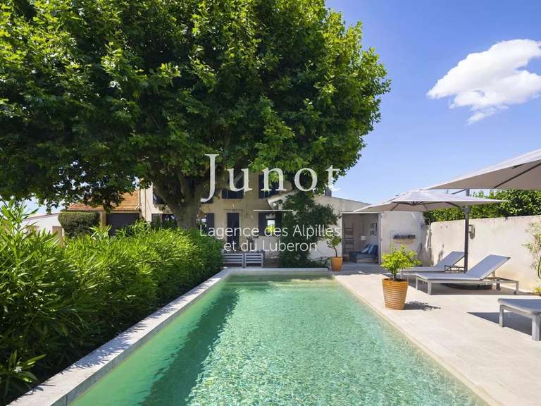 Maison Châteaurenard - 4 chambres - 272m²