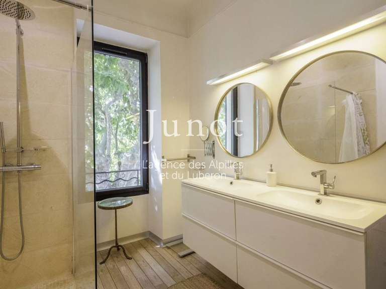 Maison Châteaurenard - 4 chambres - 272m²