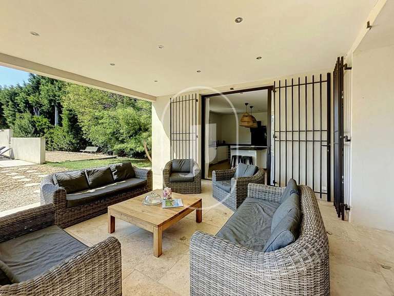 Maison Châteaurenard - 5 chambres - 400m²