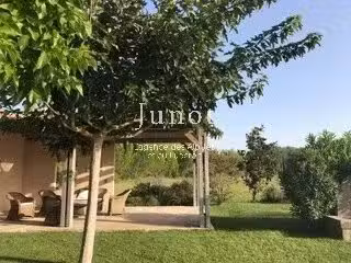 Maison Châteaurenard - 6 chambres - 60800m²