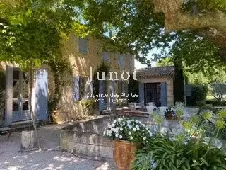 Maison Châteaurenard - 6 chambres - 60800m²