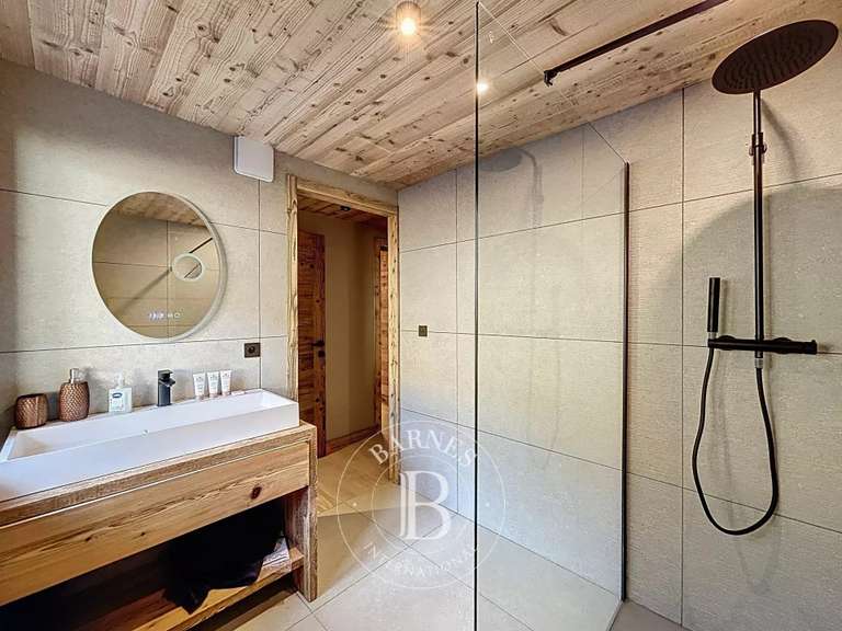 Chalet Châtel - 5 bedrooms - 275m²