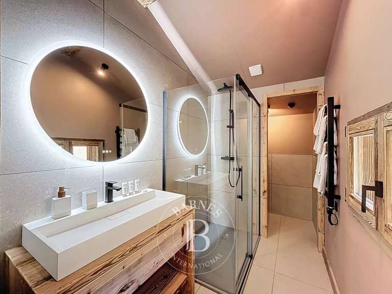 Chalet Châtel - 5 bedrooms - 275m²