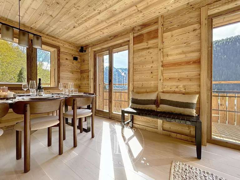 Chalet Châtel - 5 bedrooms - 275m²