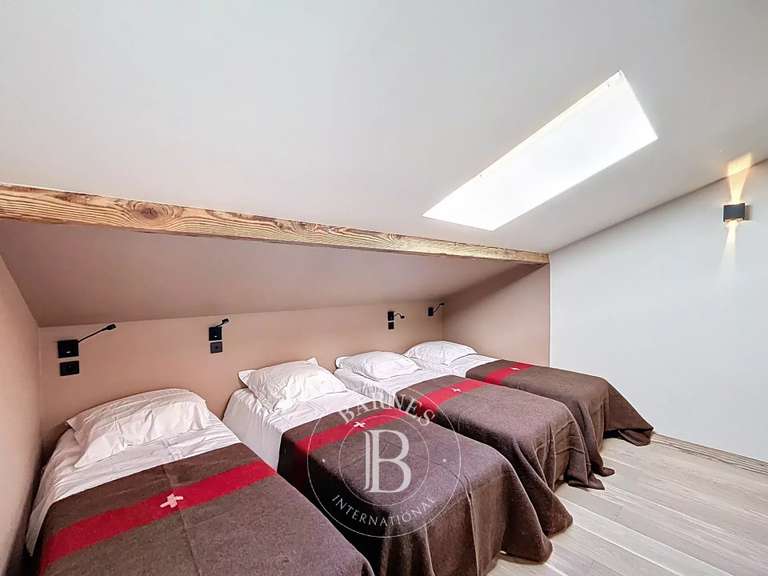 Chalet Châtel - 5 bedrooms - 275m²