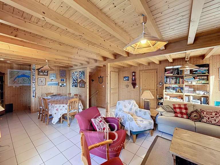 Chalet Châtel - 6 bedrooms - 182m²