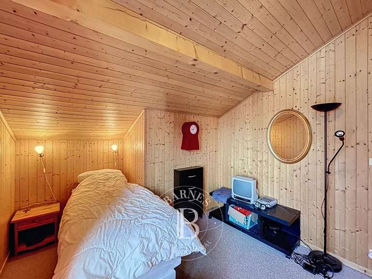 Chalet Châtel - 6 bedrooms - 182m²