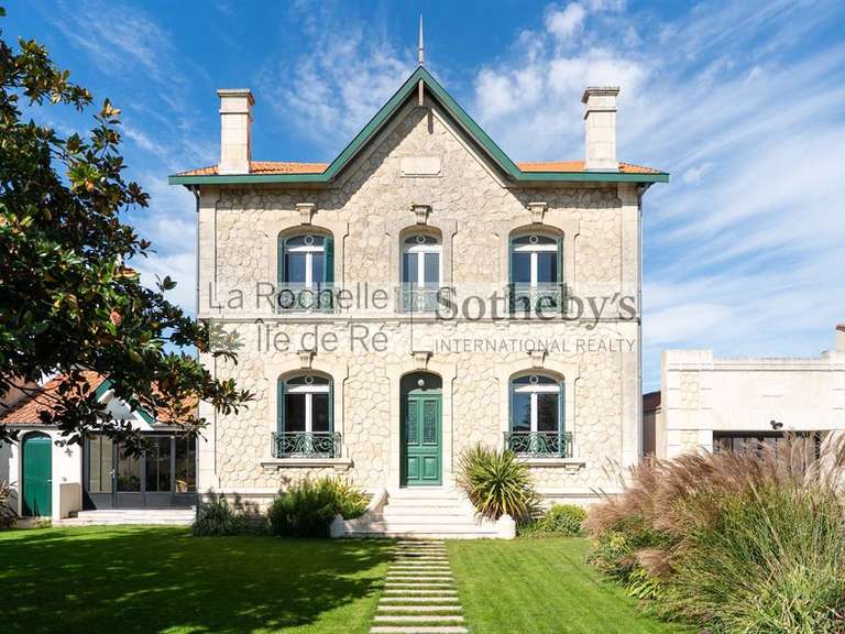 Maison Châtelaillon-Plage - 5 chambres - 200m²