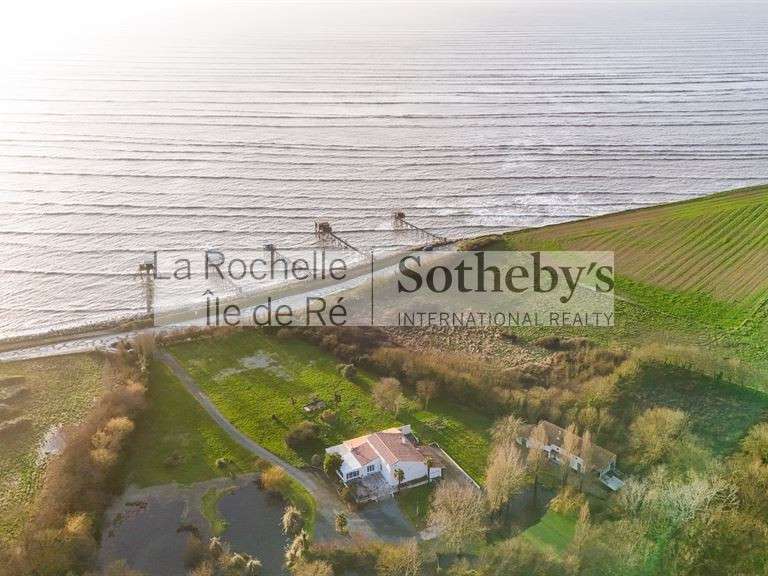 Maison Châtelaillon-Plage - 4 chambres - 270m²