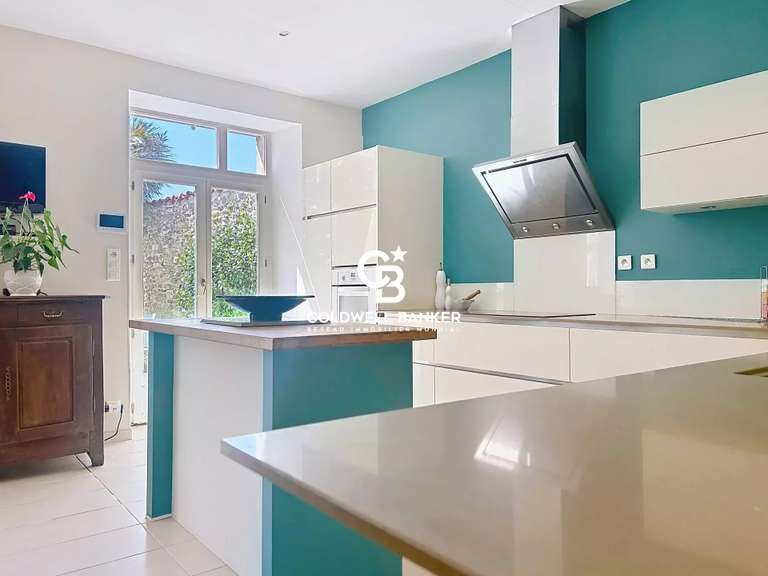 Maison Châtelaillon-Plage - 4 chambres - 251m²