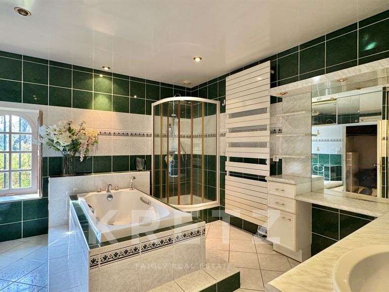 Maison Châtellerault - 6 chambres - 583m²