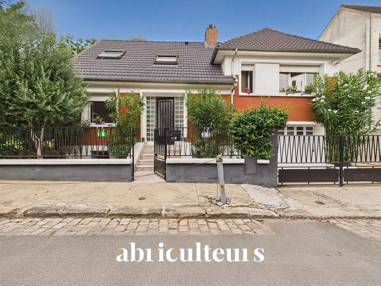 Maison Châtillon - 5 chambres - 140m²