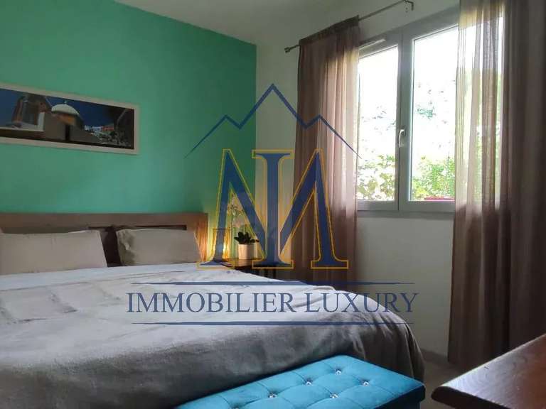Maison Châtillon-sur-Cluses - 131m²