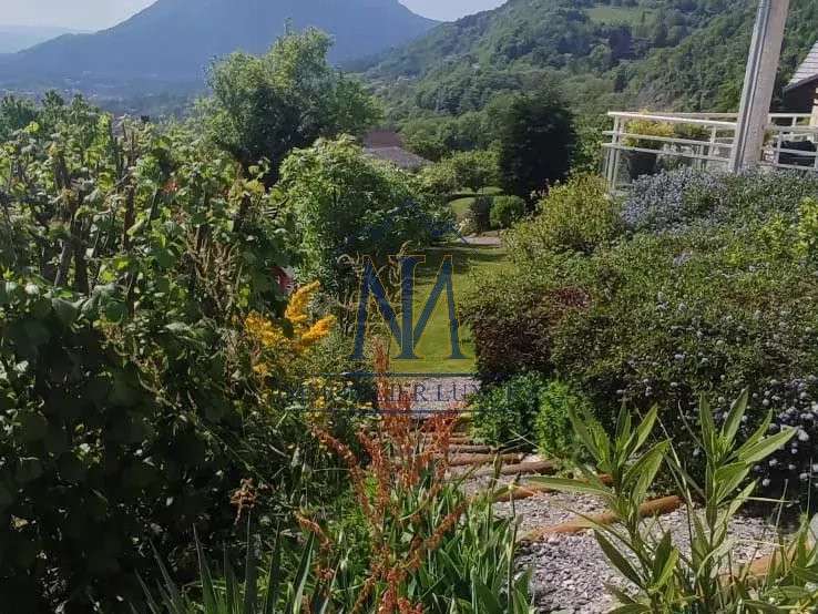 Maison Châtillon-sur-Cluses - 131m²
