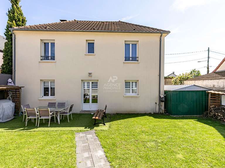 Maison Chatou - 5 chambres - 139m²