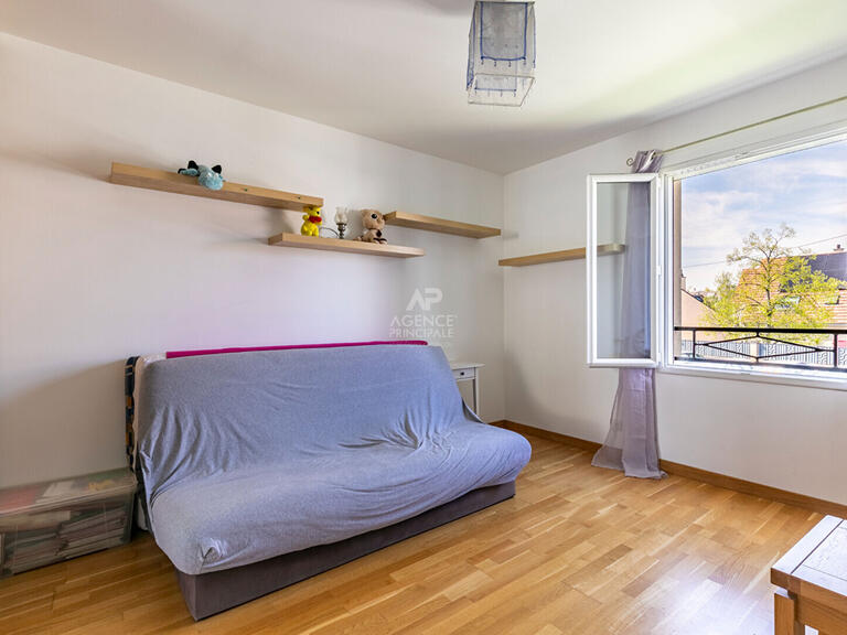 Maison Chatou - 5 chambres - 139m²