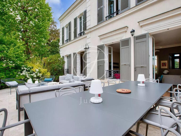Maison Chatou - 7 chambres - 345m²
